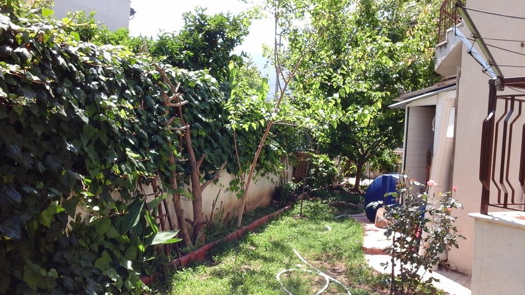Samos Apart Pension Guzelcamlı Exteriör bild