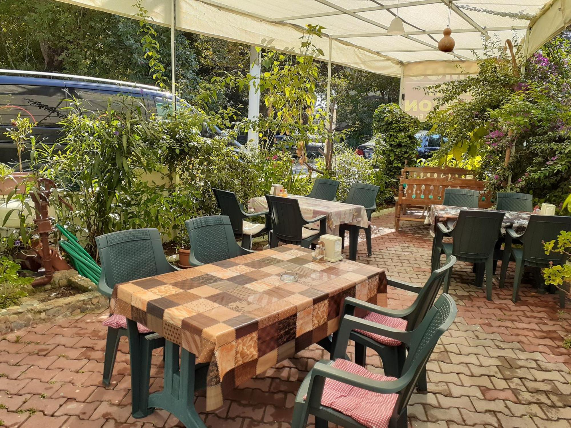 Samos Apart Pension Guzelcamlı Exteriör bild